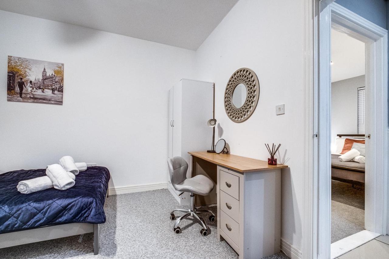 Birmingham, Modern 2 Bedroom, Free Parking Spaces, Free Wi-Fi And Netflix Eksteriør bilde