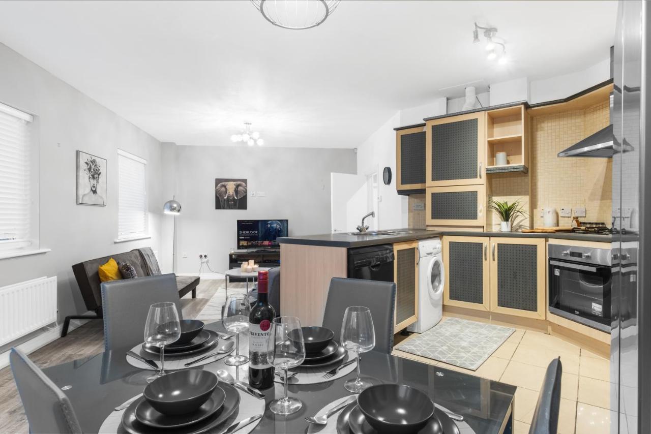 Birmingham, Modern 2 Bedroom, Free Parking Spaces, Free Wi-Fi And Netflix Eksteriør bilde